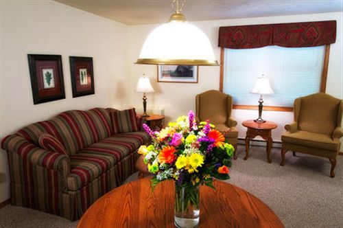 High Point Inn Эфрейм Экстерьер фото